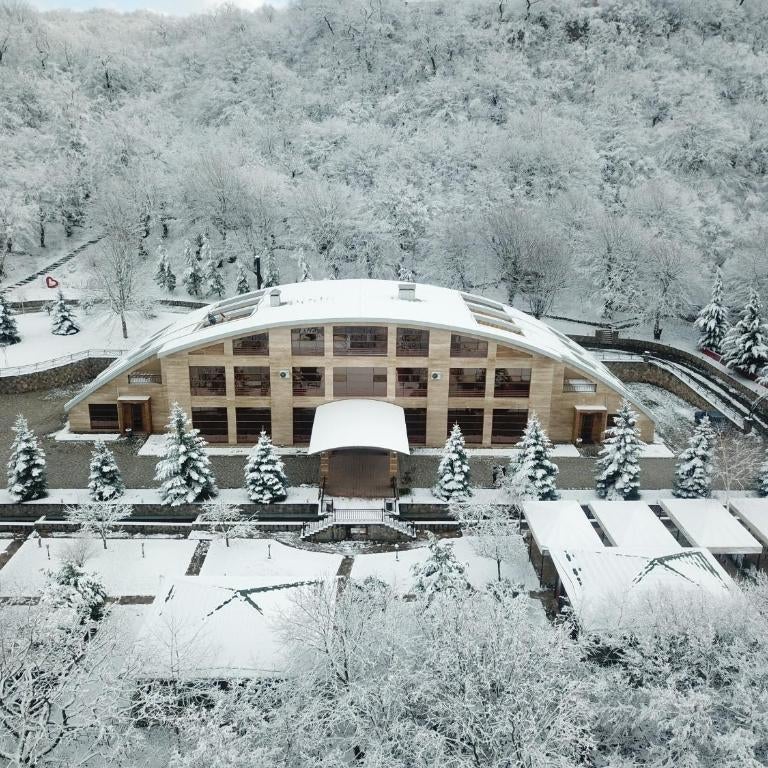 Ladera Resort Qusar Thumbnail