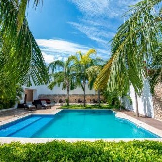 Hotel Embajadores Thumbnail