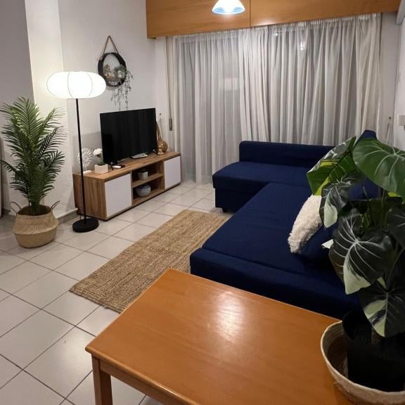 Makenzie 2 rooms first line beach
