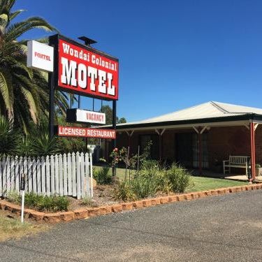 Wondai Colonial Motel & Ivory's Restaurant