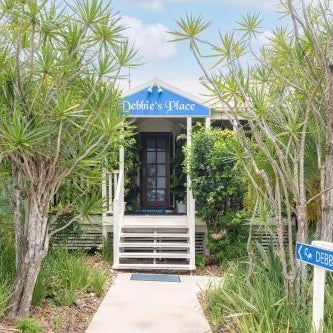 Debbie's Place, Rainbow Beach Retreat