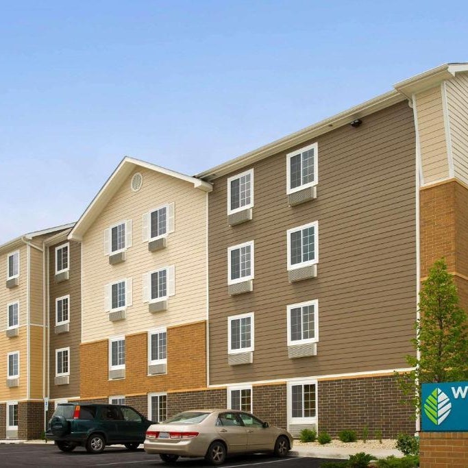 WoodSpring Suites Chicago Romeoville Thumbnail