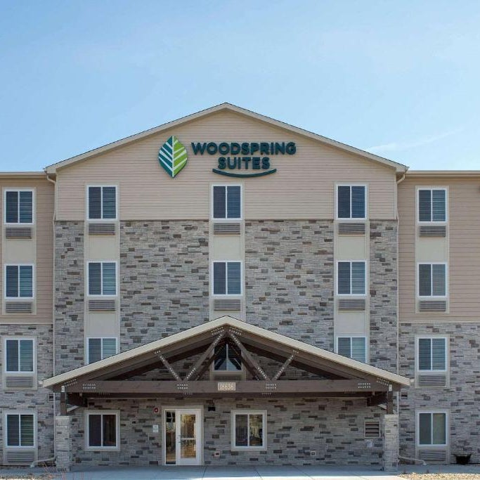 WoodSpring Suites Chicago Tinley Park Thumbnail