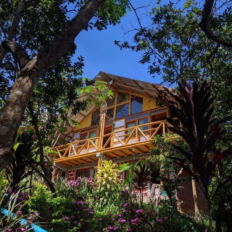 Eco Hotel Manu Viajeros