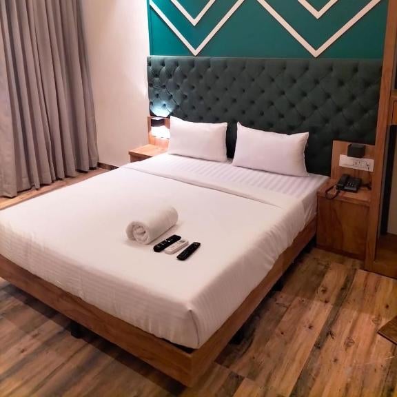 PRINCE HOTEL Thumbnail