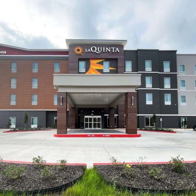 Hawthorn Suites by Wyndham Sulphur Thumbnail