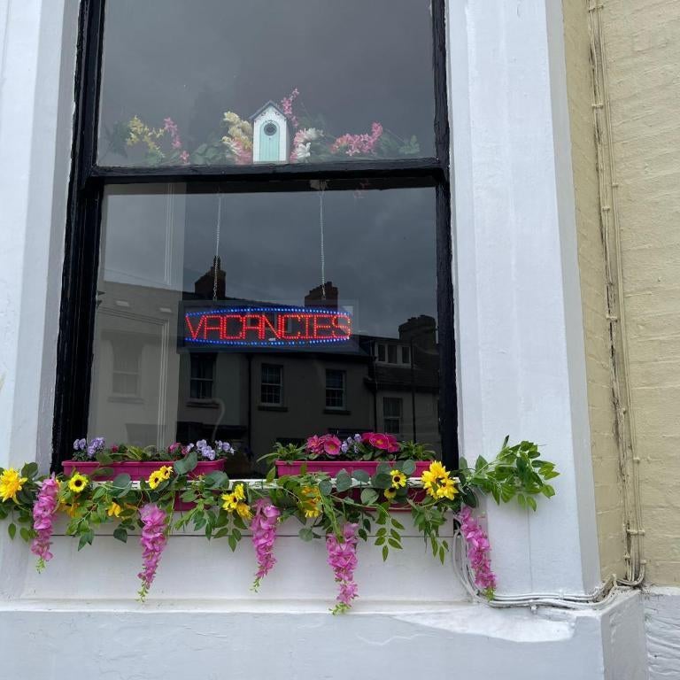 LilyRose Hotel