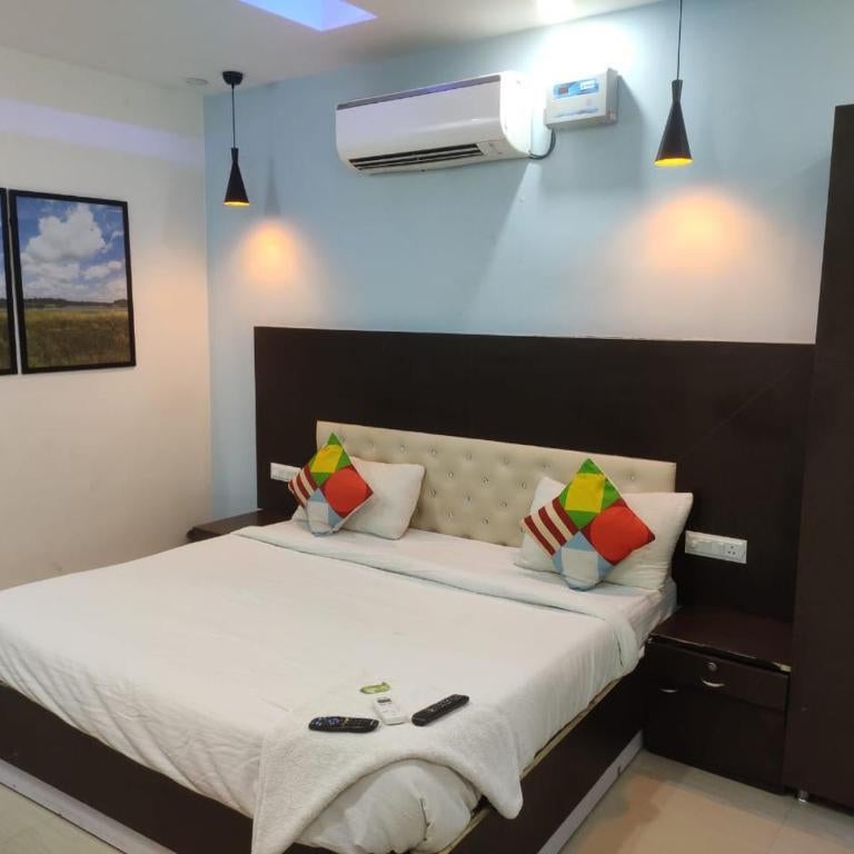 Hotel APJ GRAND
