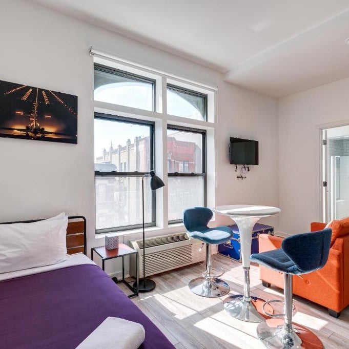 Chicago Second Floor Studio by 747 Lofts Thumbnail