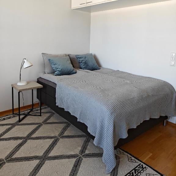 Sunstar Apartments Thumbnail