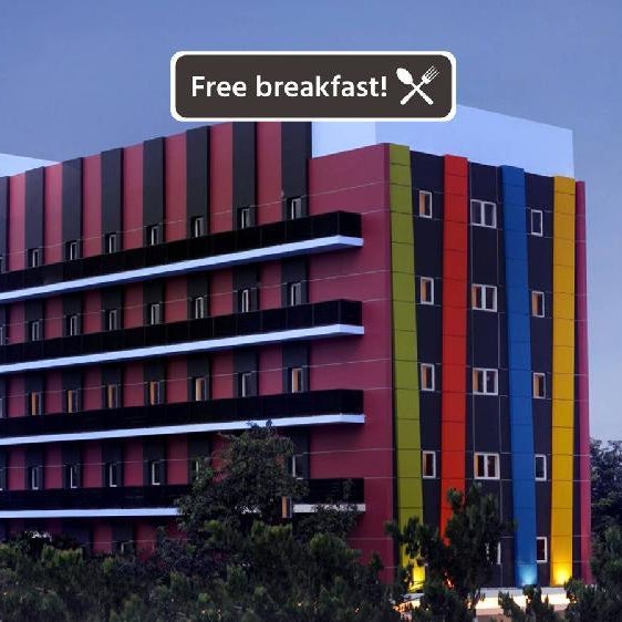 Amaris Hotel Senen Thumbnail