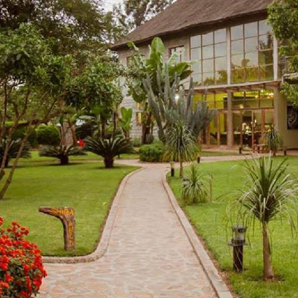 Weru Weru River Lodge