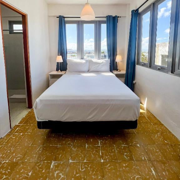 Urbana Hotel Thumbnail