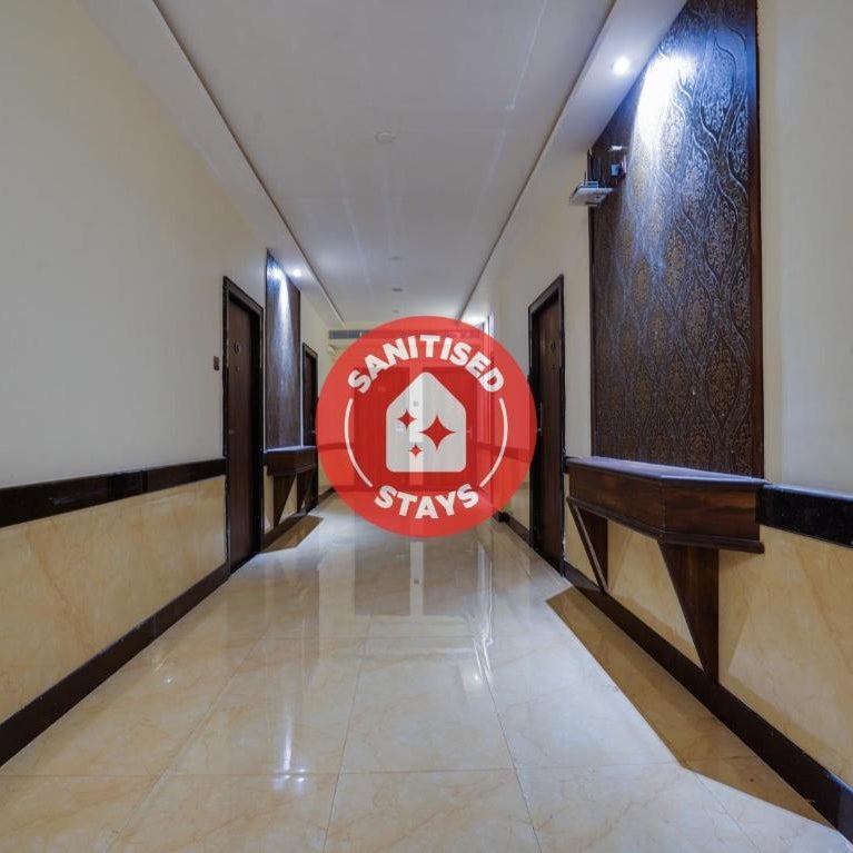 Hotel O Vijayawada Near Railway Station