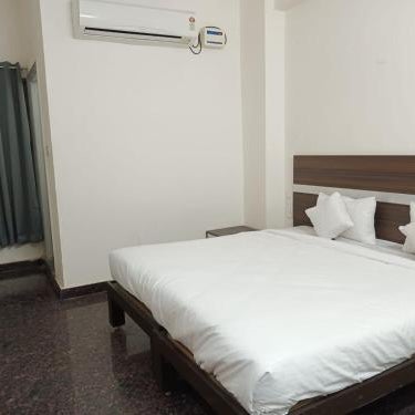 Hotel O RBS Square Langer Houz Thumbnail