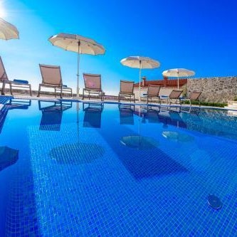 Palace Natali Thumbnail