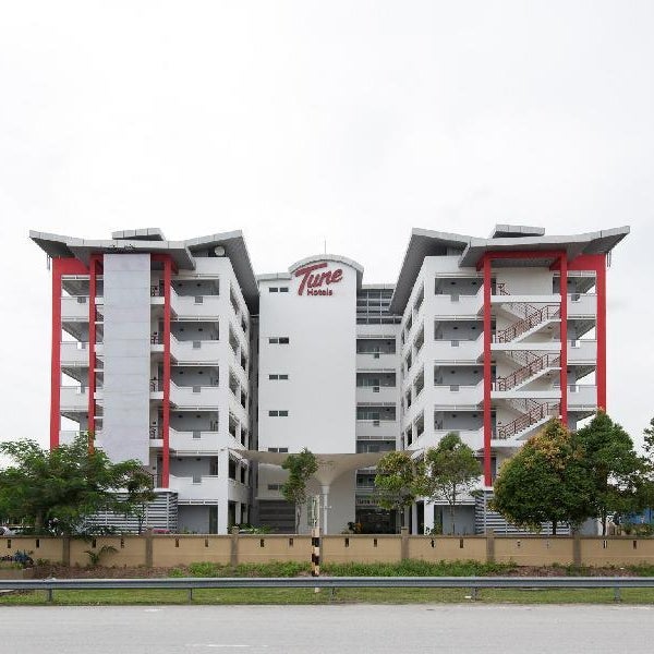 Tune Hotel KLIA Aeropolis (Airport Hotel) Thumbnail