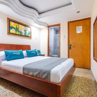 Hotel Almirante Thumbnail