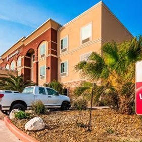 Best Western Plus Kenedy Inn Thumbnail