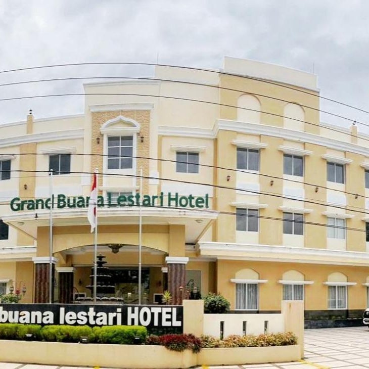 GRAND BUANA LESTARI HOTEL