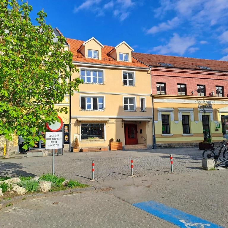 7 Levél Central Apartments Thumbnail