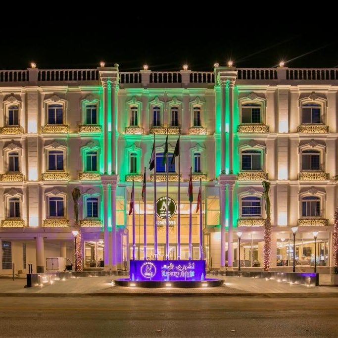 Luxury Night Hotel Thumbnail