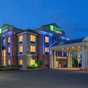 Holiday Inn Express and Suites Quakertown - Allentown Area By IHG Thumbnail