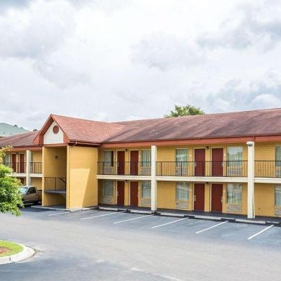 Econo Lodge North Charleston Thumbnail