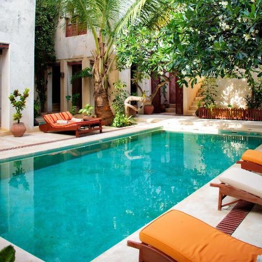 LAMU HOUSE