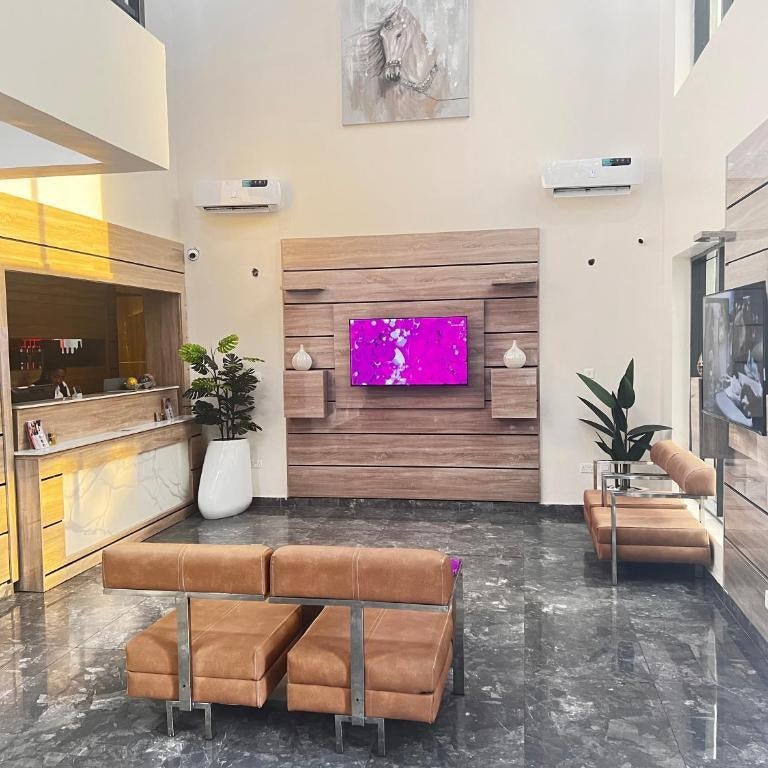 De Rigg Place Embassy