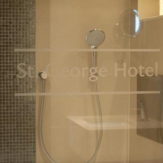 St George'S Hotel - Wembley Thumbnail