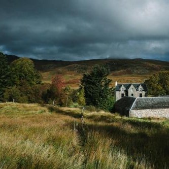 Suie Hunting Lodge