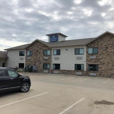 Cobblestone Inn & Suites - Denison | Oak Ridge Thumbnail