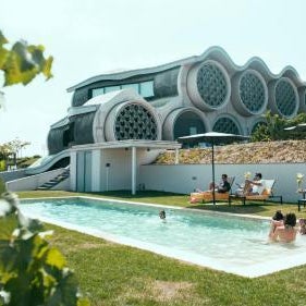 Cava & Hotel Mastinell Thumbnail