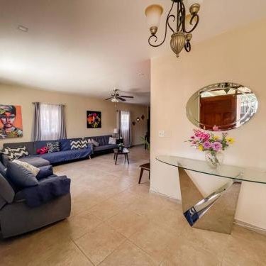Dos Morenas Apartments - Apt 1