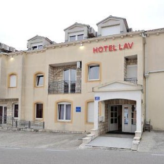 Hotel Lav Thumbnail