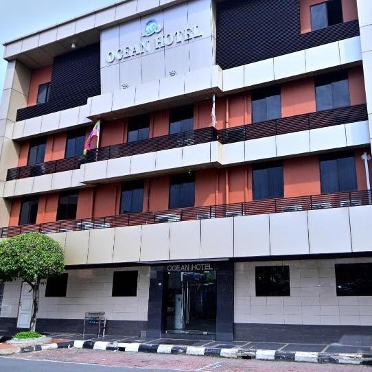 OCEAN HOTEL