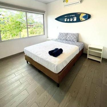 Pacific Breeze House - with private pool