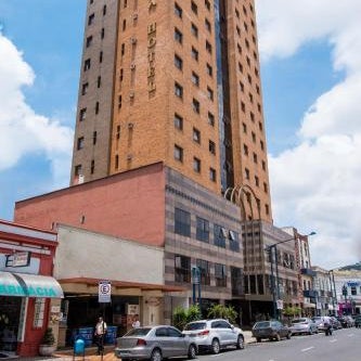 Hotel Carlton Plaza