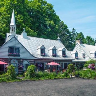 Le Petit Clocher Gite Touristique B & B Thumbnail