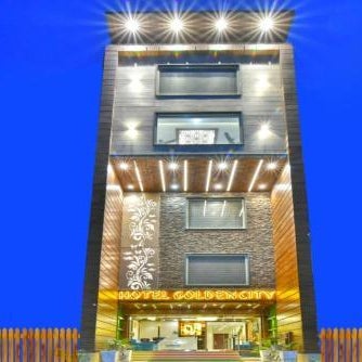FabHotel Golden City