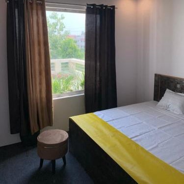 Privyrooms