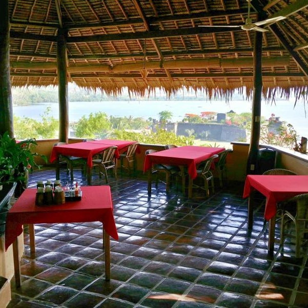 Casa Rosa Inn and Restaurant