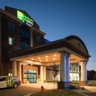 Holiday Inn Express & Suites Kansas City Airport By IHG Thumbnail