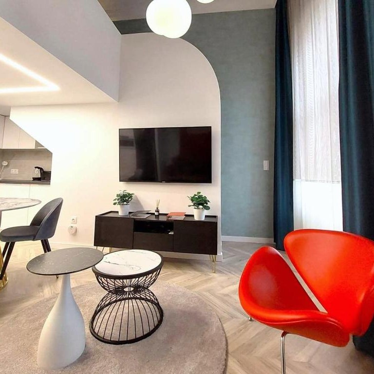 Central Gallery Apartment Thumbnail