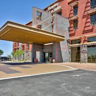 Hampton Inn By Hilton & Suites Scottsdale at Talking Stick Thumbnail
