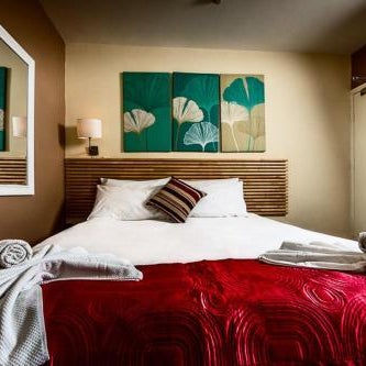 Dockside Hotel Thumbnail