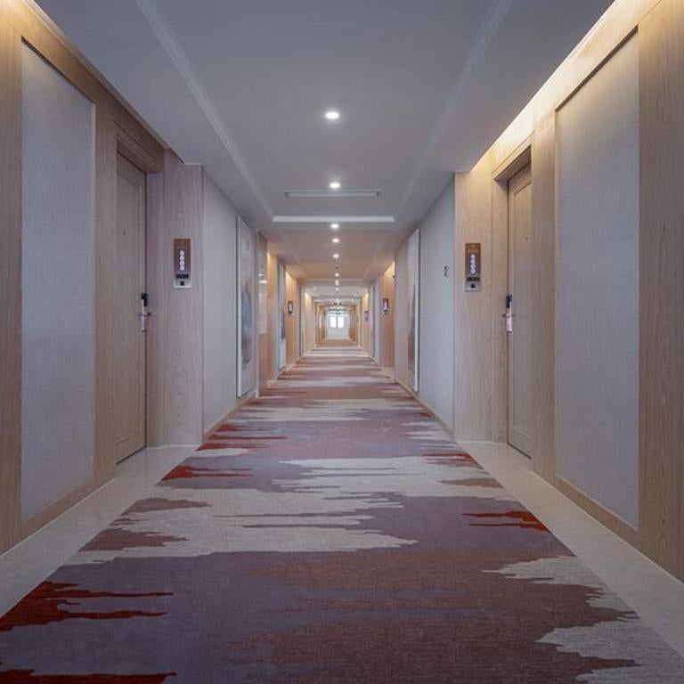Vienna International Hotel South Gate of Shenzhen International Convention and Exhibition Center Thumbnail
