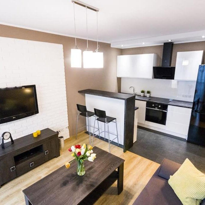 Nice Apart - 3 Rooms - Lift - Parking-New Building Thumbnail