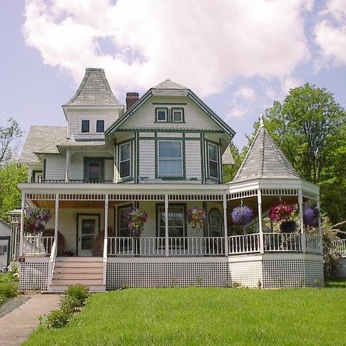 Antique Rose Inn Windham Thumbnail